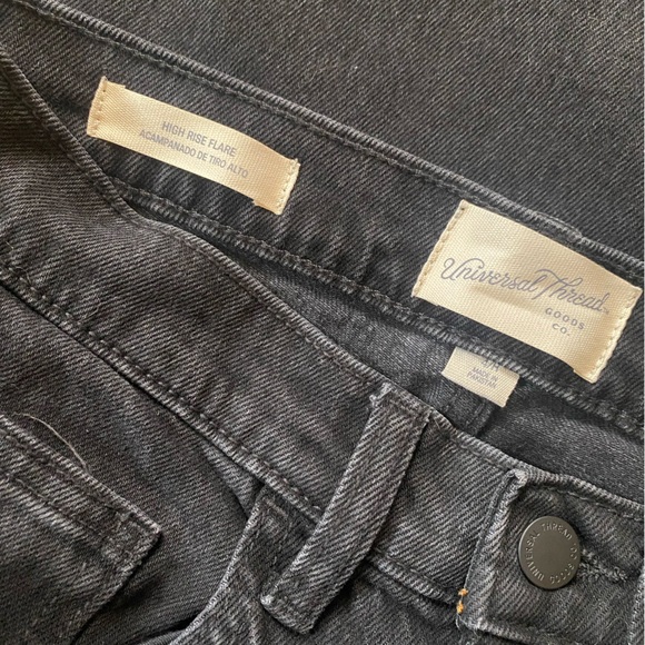 NWT Universal Thread Black Flare Leg Jeans Size 4R - Picture 5 of 6